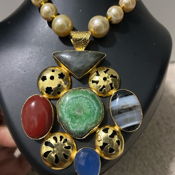 Jewelry - Picture 2 of 2